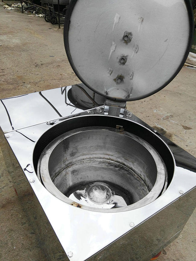 三足式離心工業脫水機和四足式有哪些區別?插圖1 四足式離心工業脫水機