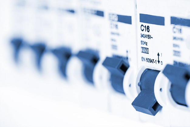 工業(yè)脫水機(jī)漏電問題的原因和解決方法插圖 工業(yè)脫水機(jī)漏電問題的原因和解決方法